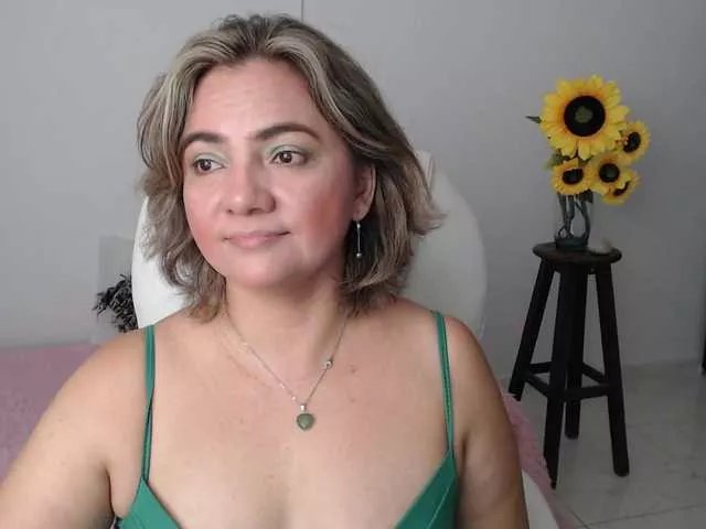Offline ana-milf on BongaCams