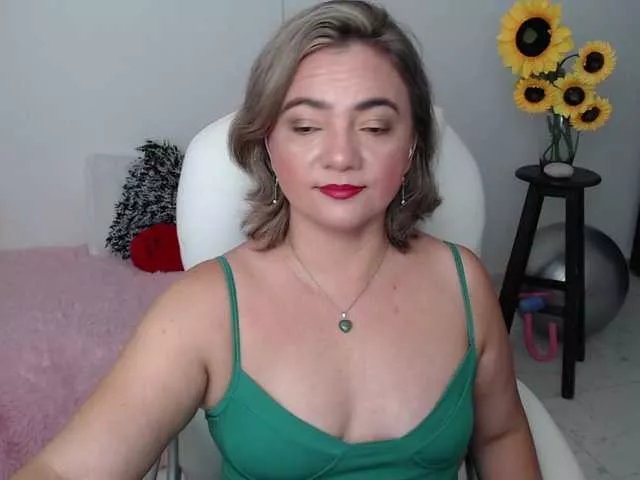 Offline ana-milf on BongaCams