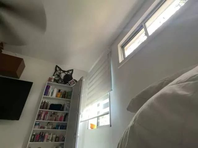 APRILHILL on BongaCams