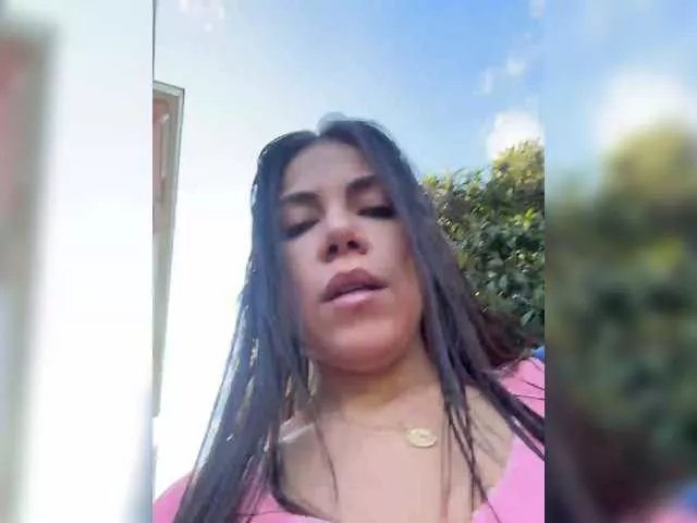 APRILHILL on BongaCams