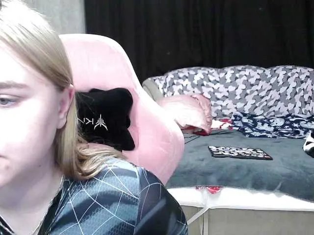 Ariana-May — f on bc