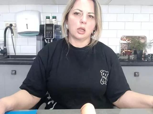 EllaSwan