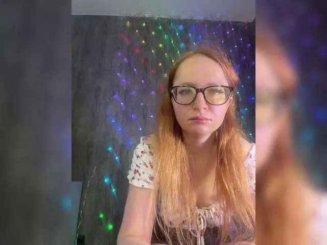Emma4coy from BongaCams