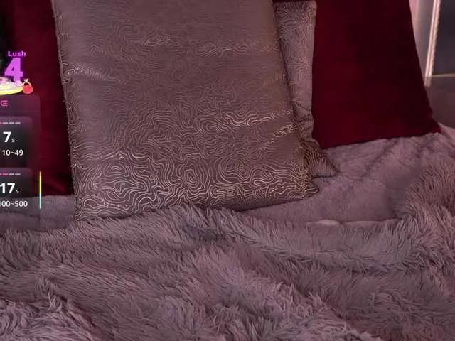 Naked EvaMoretti wants you to fuck her body now EvaMoretti from BongaCams