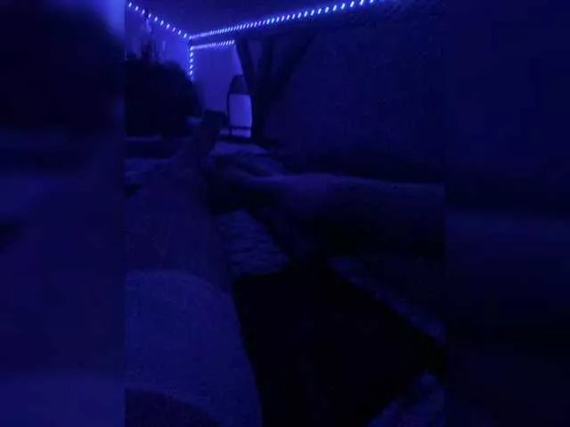 HoneyKJ on BongaCams