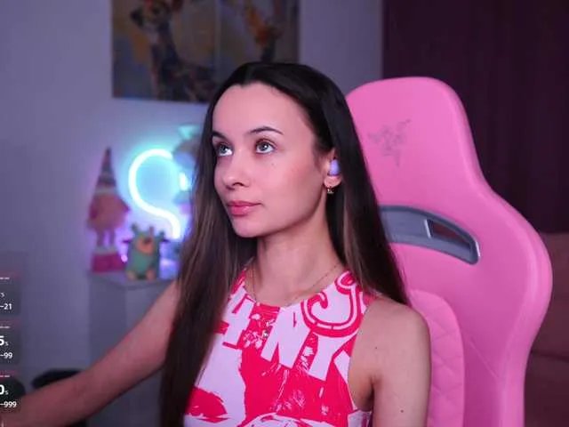 JuicyAngel from BongaCams