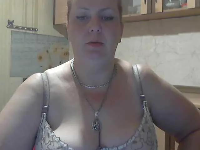 Watch LilyTanya, she wants to masturbate for you LilyTanya from BongaCams