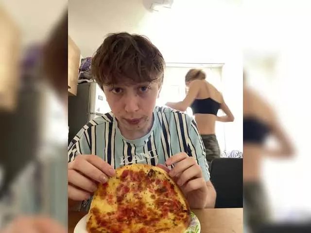 LinaTwins on BongaCams