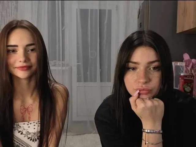 LisaAndDenis from BongaCams