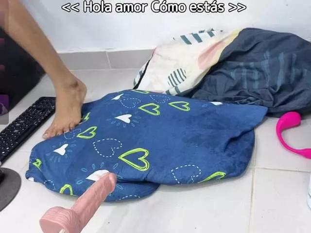 Masturbate to naked camslut Megann9 Megann9 from BongaCams