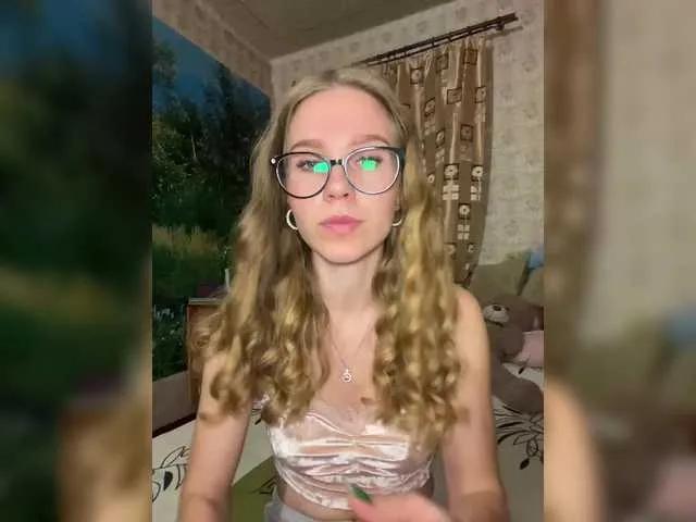 Milana22a from BongaCams