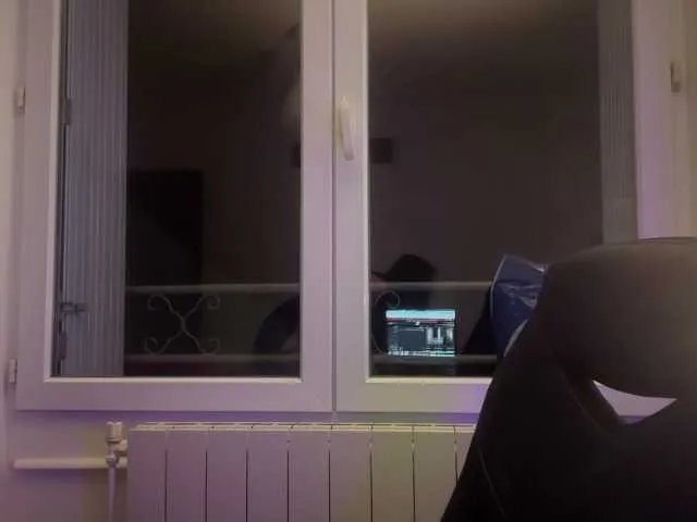 Minettesexy24 from BongaCams