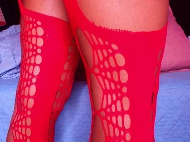 Discover sweet slut Naomi-k naomi-k from BongaCams