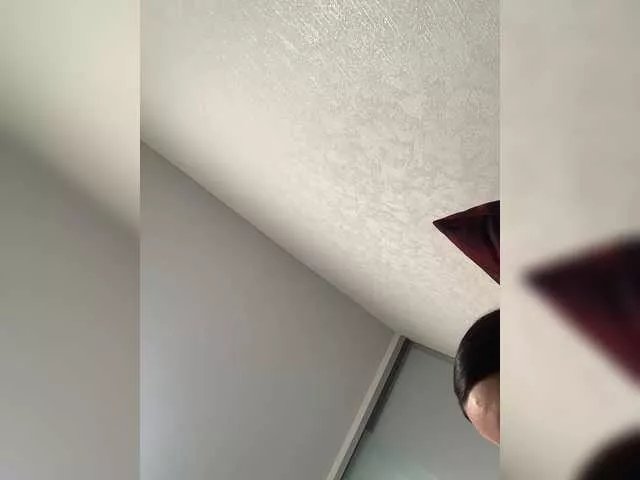 OriginalHOOLi on BongaCams