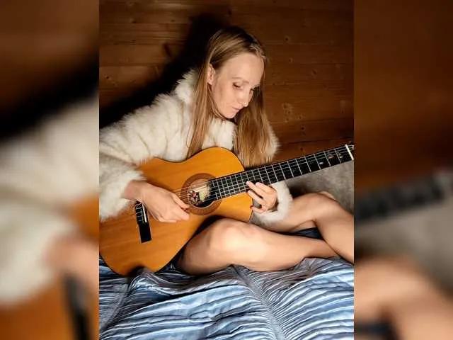 Sccarlets from BongaCams