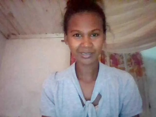 SexyXwels from BongaCams