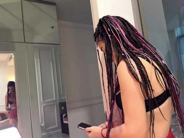 Travel-Couple from BongaCams