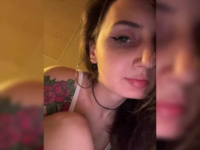 Wow-Eva from BongaCams