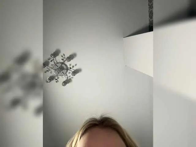 x-NaStyA-x from BongaCams