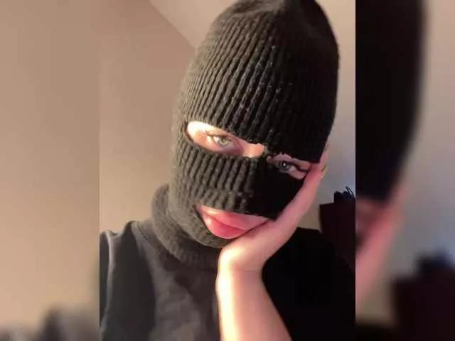 xxxxx7777x from BongaCams