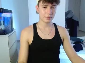 Watch 25 years old adrian_morelli from Chaturbate adrian_morelli from Chaturbate