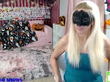 Try Alex_nextdoor, she wants to masturbate for you alex_nextdoor from Chaturbate