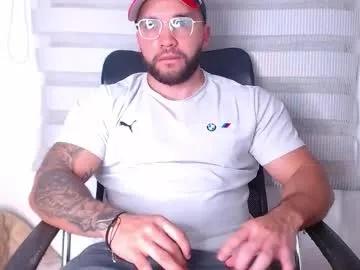 andrew_holden__ from Chaturbate