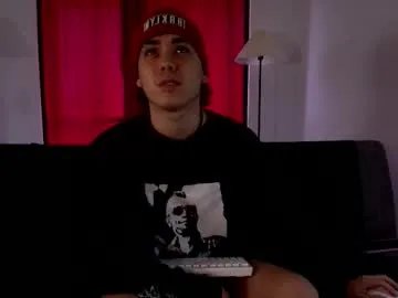 axel_cifer from Chaturbate