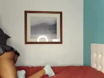 bella19sua from Chaturbate