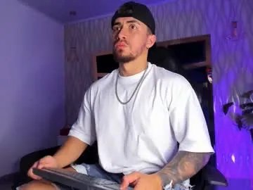 brad_summer from Chaturbate