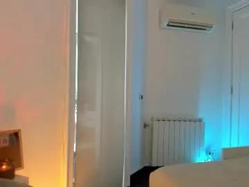 Watch Chaturbate's Crystalnova_ crystalnova_ from Chaturbate