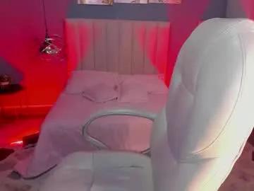 dara_becker from Chaturbate