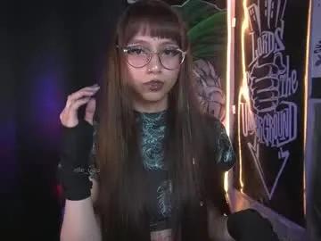 Watch Chaturbate's Elle_uwu elle_uwu from Chaturbate