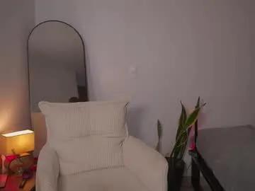 Naked Emely_dolce wants you to fuck her body now emely_dolce from Chaturbate