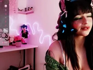 eternal_moonqs from Chaturbate