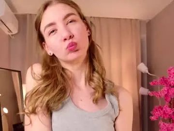 grandamuse — Raise your shirt to nipple level  [22 tokens remaining]