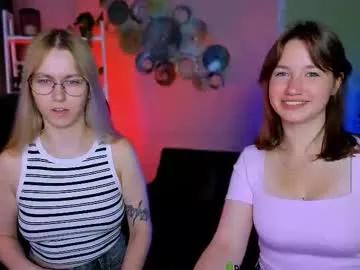 helli_belli from Chaturbate