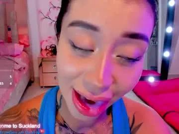 Slutty Hilary_jones_22 wants you to fuck her body now hilary_jones_22 from Chaturbate