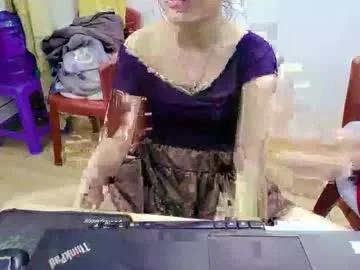 Masturbate to sexy model Honeybaby2k honeybaby2k from Chaturbate