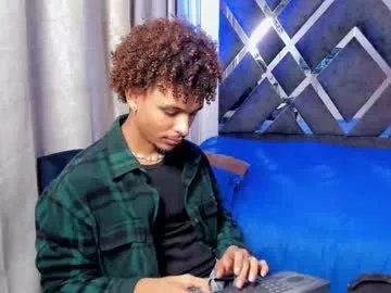 Private jordan_love7 on Chaturbate