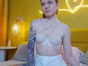 Masturbate to naked escort Lessysweety lessysweety from Chaturbate