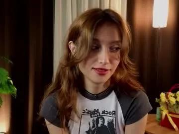 linaage from Chaturbate