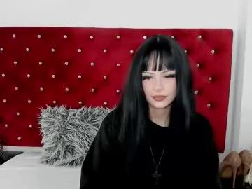 lovelyraven from Chaturbate