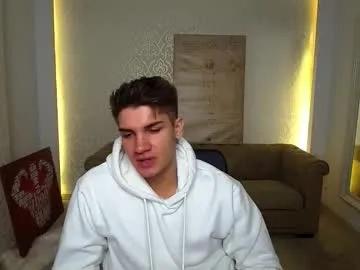 Explore cute camslut Maxkaiden maxkaiden from Chaturbate