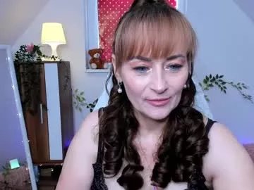 naughtymilane on Chaturbate