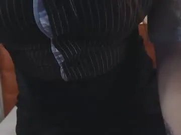 novaseraphic from Chaturbate