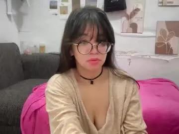 Naked Pinkyrosexx wants you to fuck her body now pinkyrosexx from Chaturbate