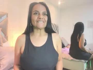 Explore 51 years old raquel_moore from Chaturbate raquel_moore from Chaturbate