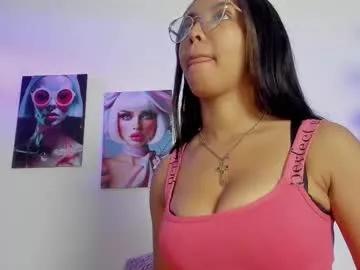 valentina_king18 from Chaturbate