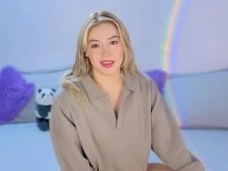 lady_moonroe on Flirt4Free